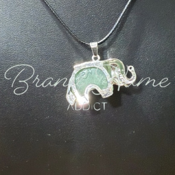 Green Aventurine Silver Toned Elephant Necklace - Picture 4 of 6